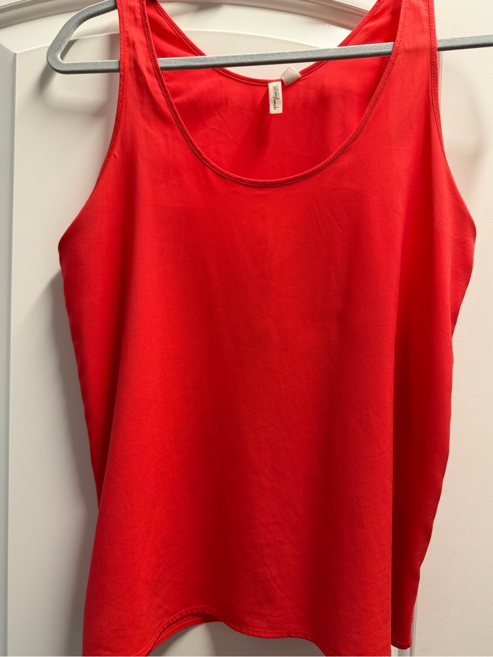 Women's Red Scoop Neck Tank Top — Classic Sleeveless Layering Piece